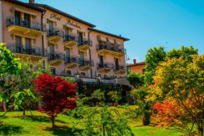  Hotel Belvedere  Торри Дель Бенако